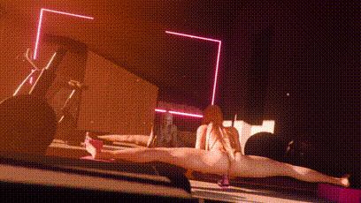 54b---Lilis-Splits-Routine_nude-2.gif